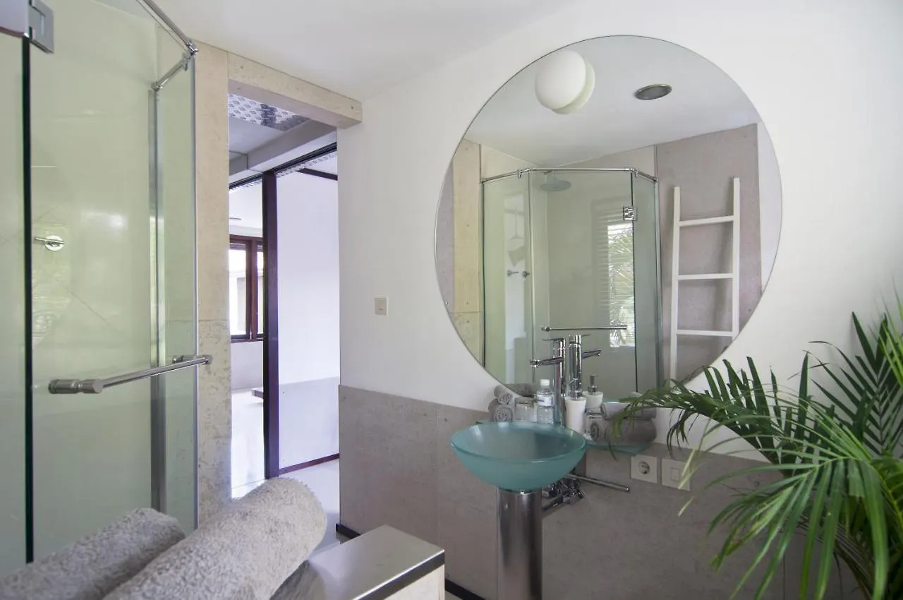 5Br Villa Sabtu - Minggu Villas Seminyak